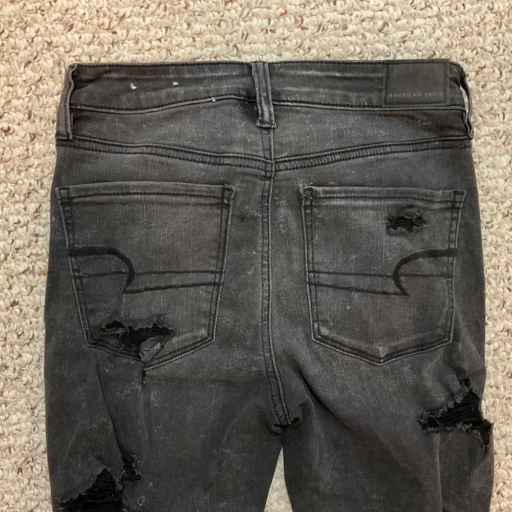 American Eagle Next Level Stretch Black Distressed Skinny Jeans Size 2 Regular - Picture 6 of 6